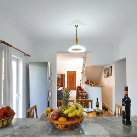 Chrysas House جوفيا