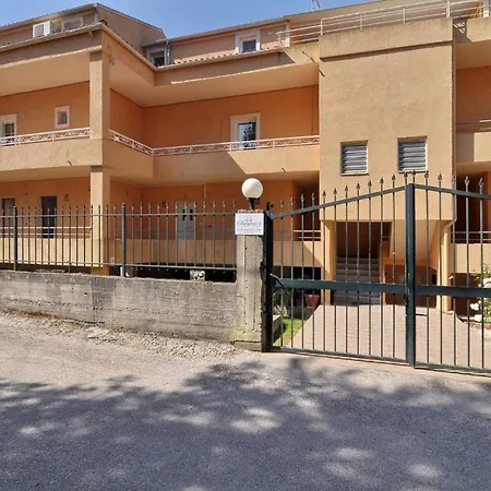 Chrysas House * جوفيا