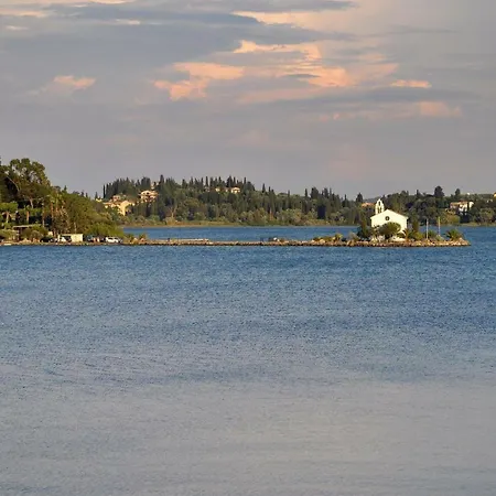 Chrysas House Vila